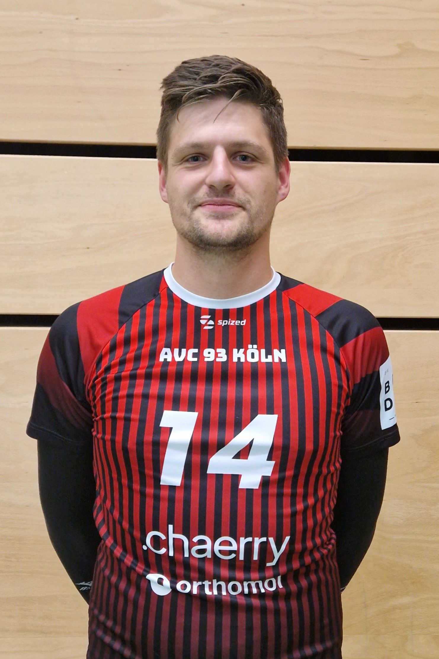 Oliver Jönsthövel